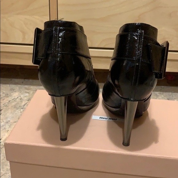 Sergio Rossi short boots with metal heal - Picture 3 of 9